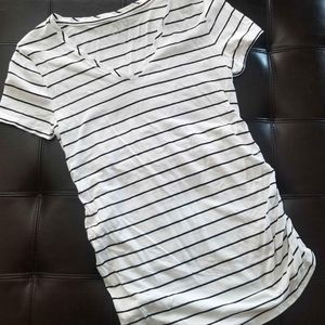 ❗Isabel White and Black Striped Maternity Top Medium❗